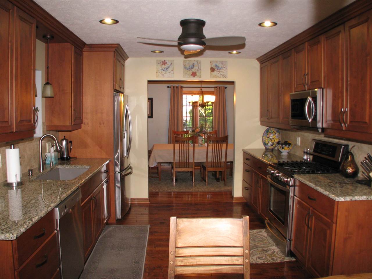 3077 South Weldon Road Rockford, IL 61102 - Photo 10 of 25 Gallery Image 10