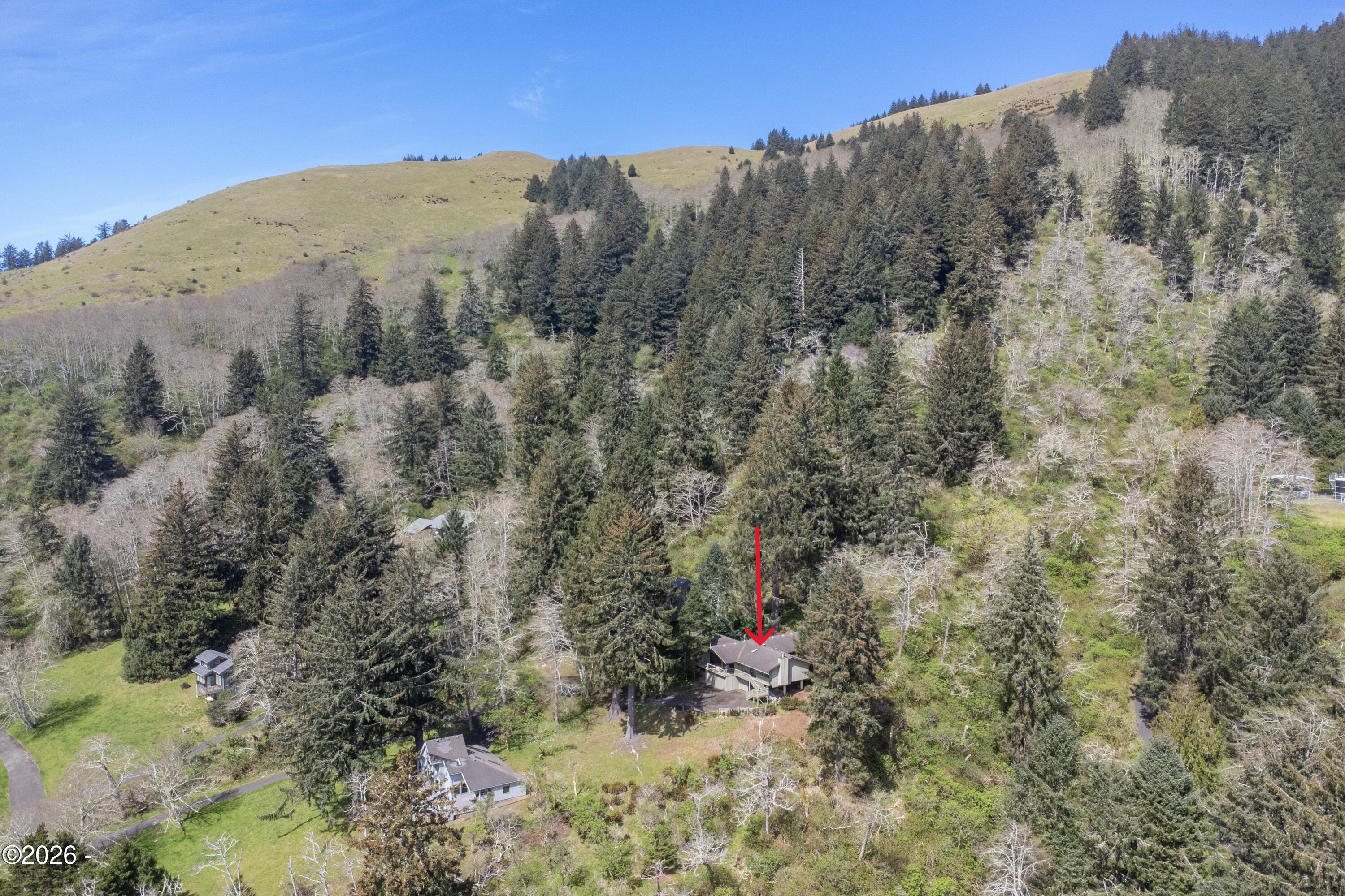 2815 East Slope Road Otis, OR 97368 - Photo 41 of 43 2815 E Slope (exterior)-4 - arrow