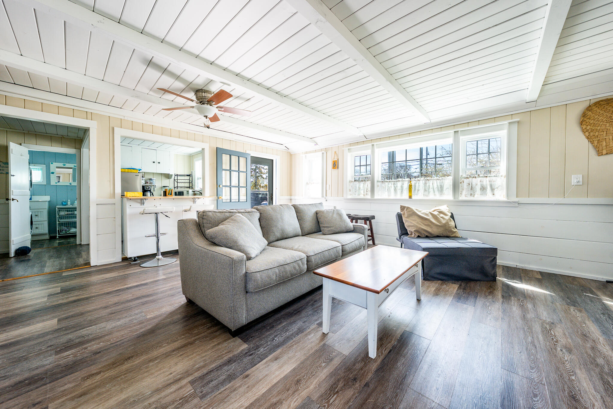 242 Old Wharf Road, Unit F2 Dennis Port, MA 02639 - Photo 8 of 42 livroom5