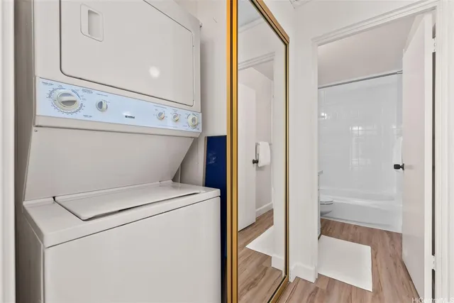 $450,000 | 3045 Ala Napuaa Place, Unit 912, Honolulu, HI 96818