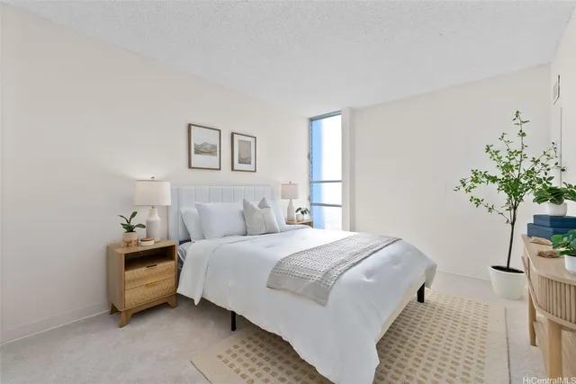 $450,000 | 3045 Ala Napuaa Place, Unit 912, Honolulu, HI 96818