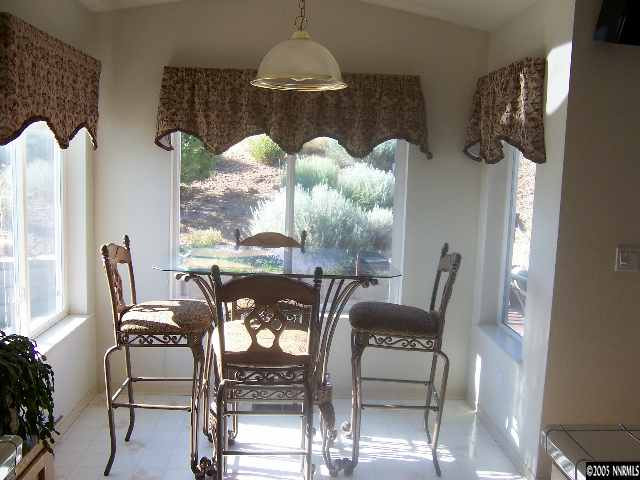869 South University Park Loop Reno, NV 89512 - Photo 4 of 6 Photo 4