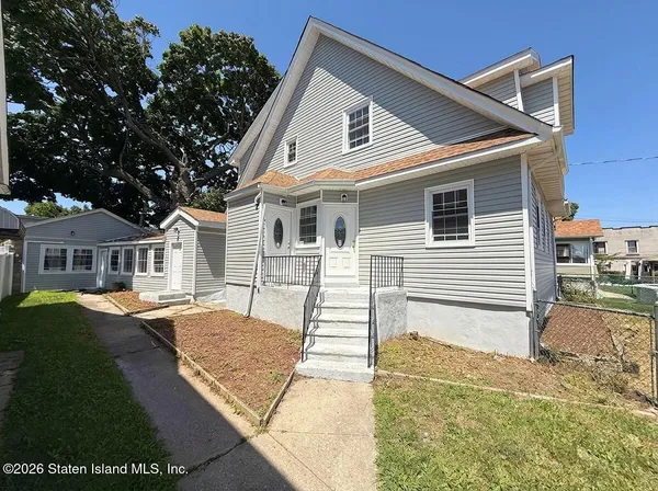 $949,900 | 129 New Dorp Plaza | New Dorp