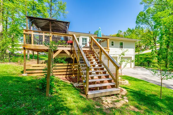 $400,000 | 6307 Ridge Lake Road, Hixson, TN 37343