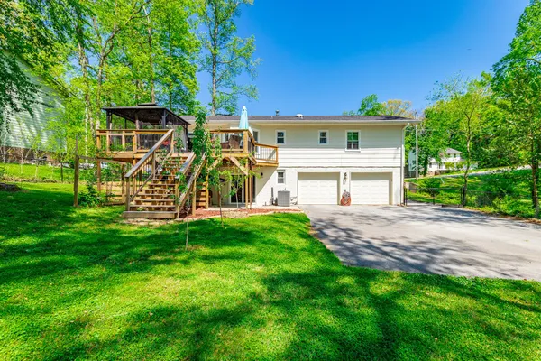 $400,000 | 6307 Ridge Lake Road, Hixson, TN 37343