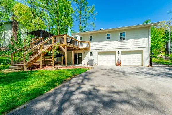 $400,000 | 6307 Ridge Lake Road, Hixson, TN 37343
