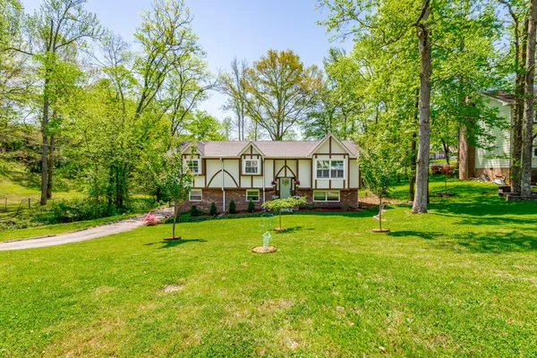 $400,000 | 6307 Ridge Lake Road, Hixson, TN 37343