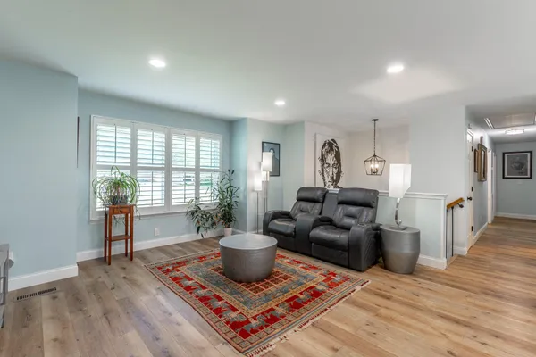 $400,000 | 6307 Ridge Lake Road, Hixson, TN 37343