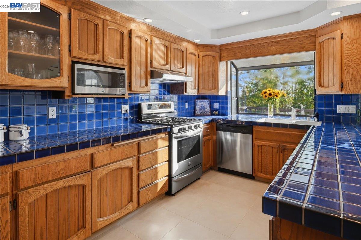 22111 Prospect Street Hayward, CA 94541 - Photo 19 of 50