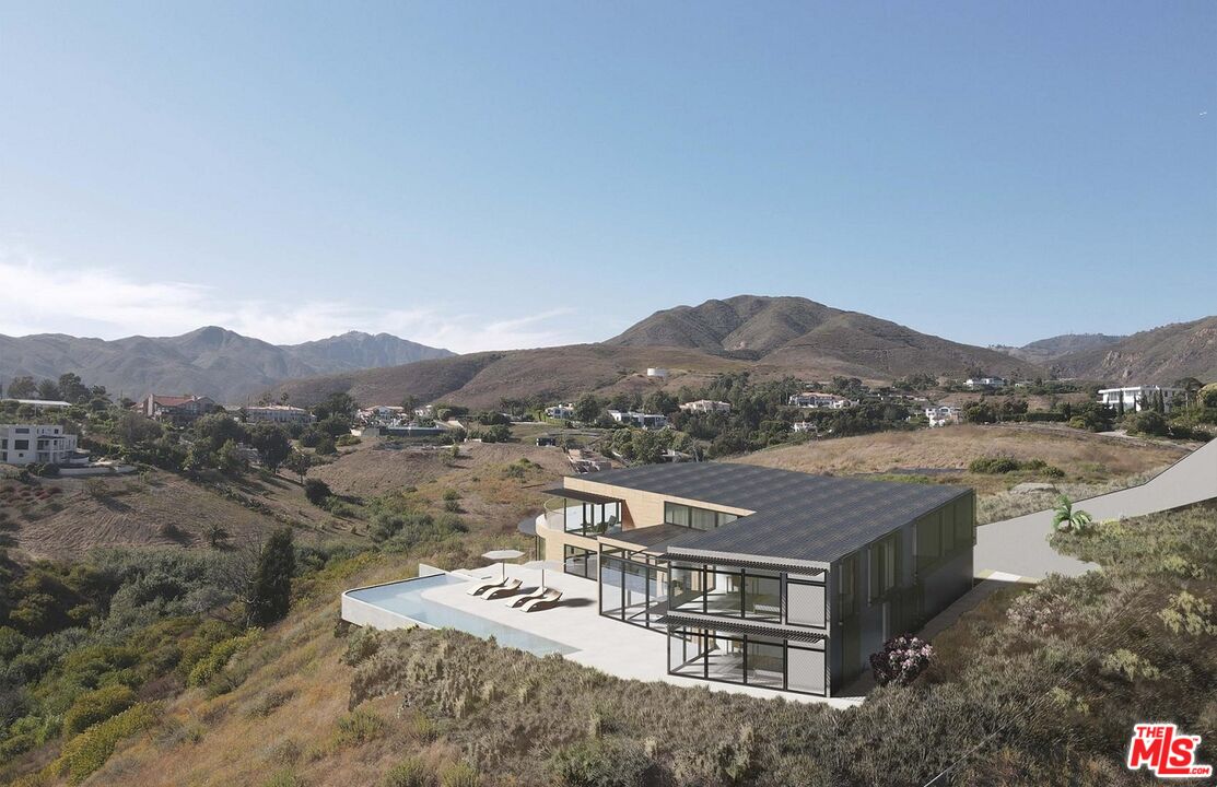 6111 Kanan Dume Road Malibu, CA 90265 - Photo 12 of 14 a view of a mountain in the distance
