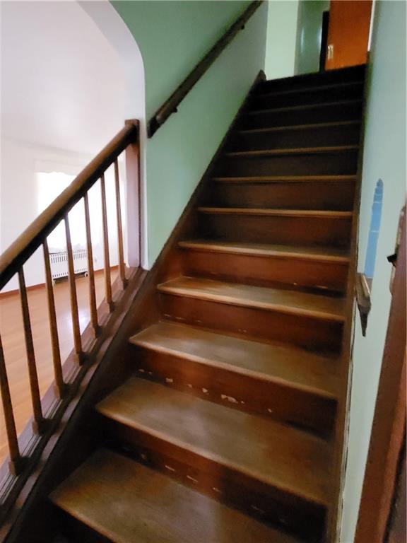 1003 Maple Avenue Turtle Creek, PA 15145 - Photo 5 of 24 a view of entryway