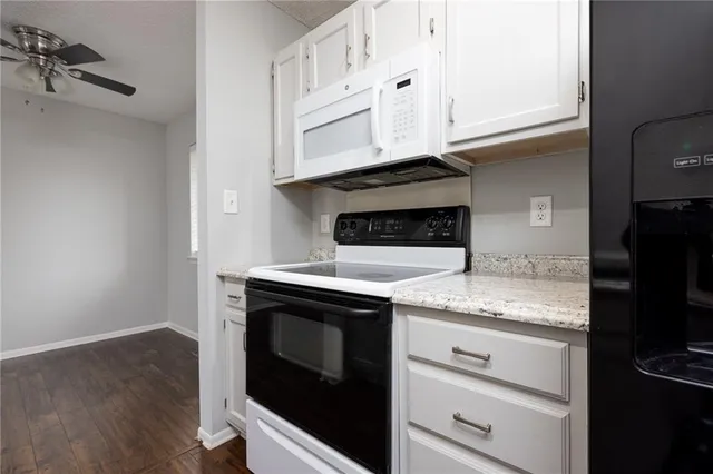 $207,500 | 12696 West 108th Terrace, Overland Park, KS 66210