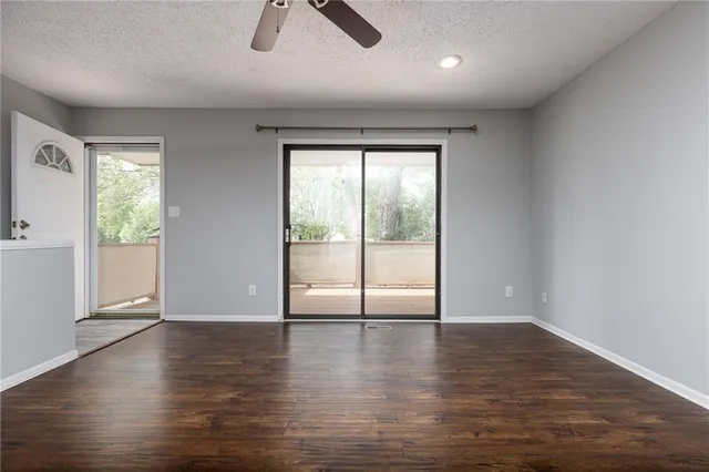 $207,500 | 12696 West 108th Terrace, Overland Park, KS 66210