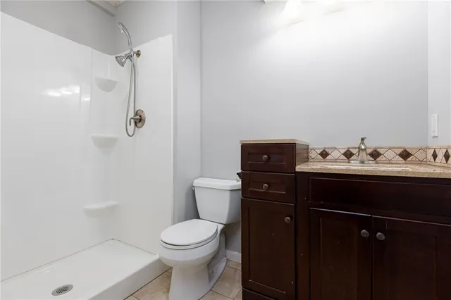 $207,500 | 12696 West 108th Terrace, Overland Park, KS 66210