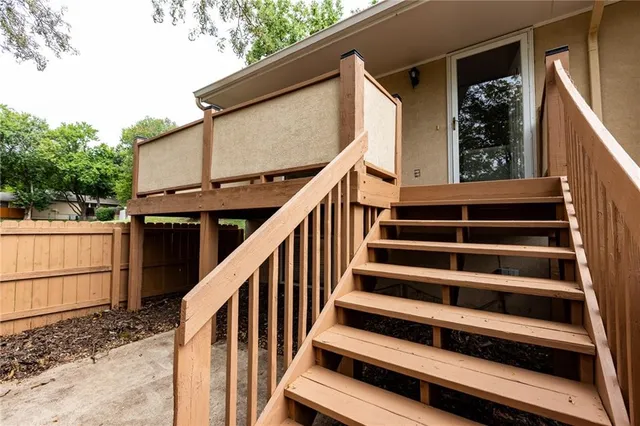 $207,500 | 12696 West 108th Terrace, Overland Park, KS 66210