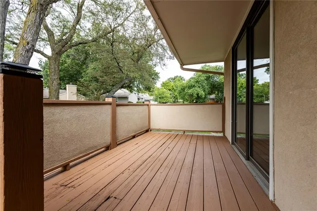 $207,500 | 12696 West 108th Terrace, Overland Park, KS 66210