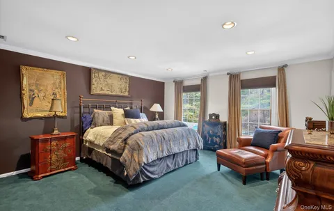 $3,399,888 | 301 Berry Hill Road, Syosset, NY 11791
