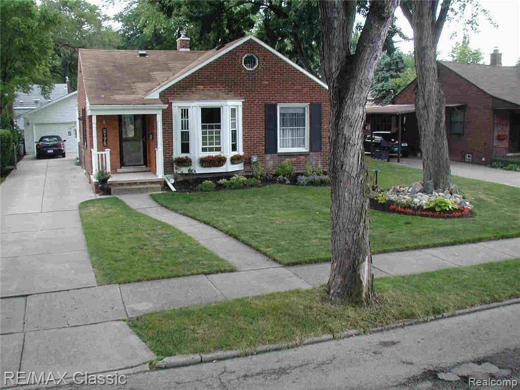2175 Harvard Road Berkley, MI 48072 - Photo 2 of 51