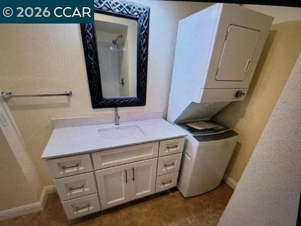 $395,000 | 5451 Roundtree Place, Unit F, Concord, CA 94521