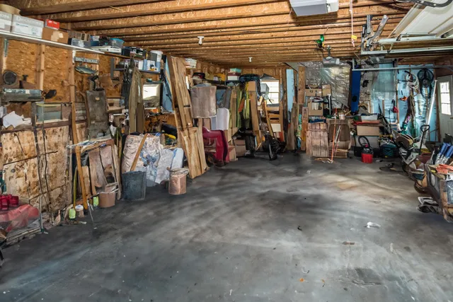 $619,900 | 10 Old Town Road, Castleton, VT 05735