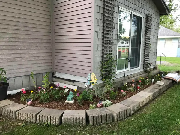 $619,900 | 10 Old Town Road, Castleton, VT 05735