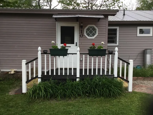 $619,900 | 10 Old Town Road, Castleton, VT 05735