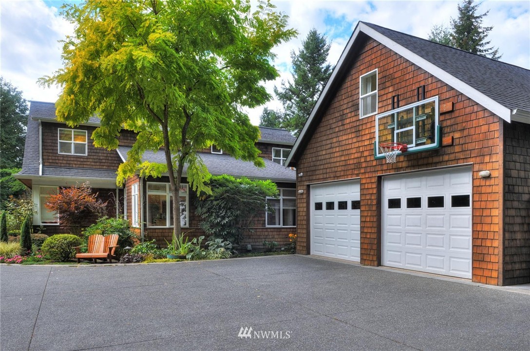 6448 Northeast Ralston Road Bainbridge Island, WA 98110 - Photo 3 of 25 Gallery Image 3