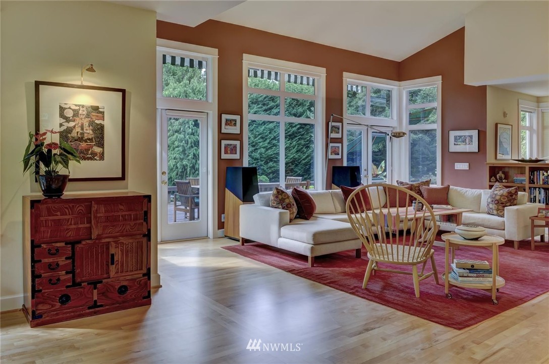 6448 Northeast Ralston Road Bainbridge Island, WA 98110 - Photo 4 of 25 Gallery Image 4