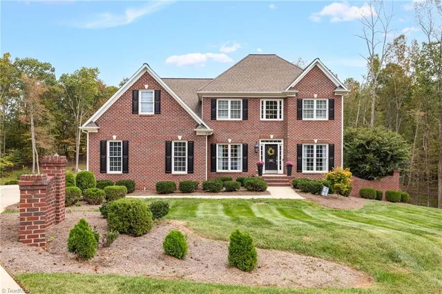 $575,000 | 5307 Northcross Court, McLeansville, NC 27301