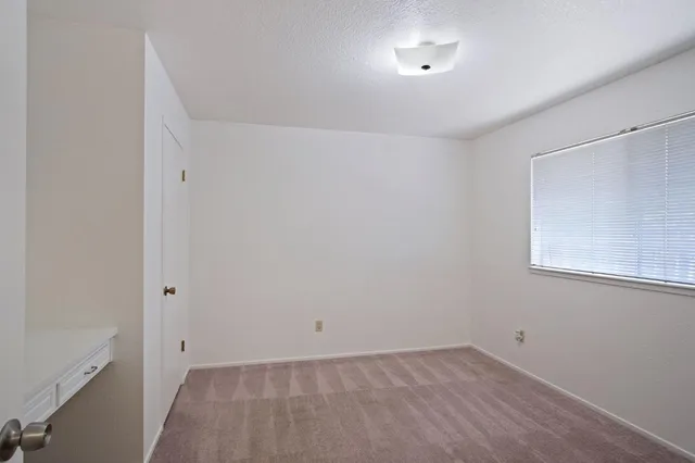 $499,999 | 3425 Woodbine Drive, Modesto, CA 95355