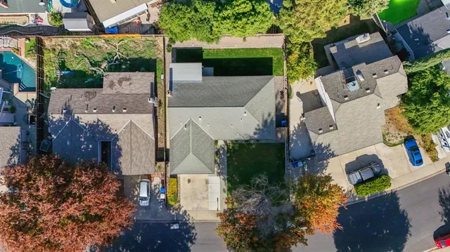 $499,999 | 3425 Woodbine Drive, Modesto, CA 95355