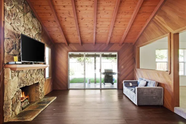 $499,999 | 3425 Woodbine Drive, Modesto, CA 95355