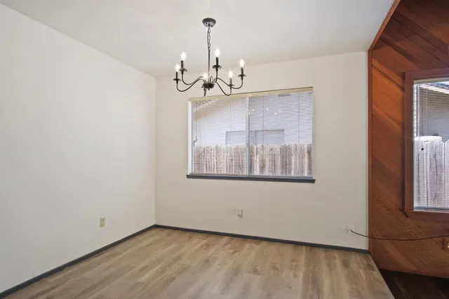 $499,999 | 3425 Woodbine Drive, Modesto, CA 95355