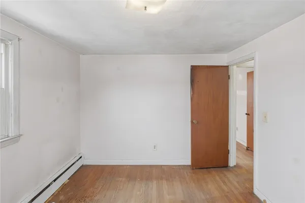 $325,000 | 60 Duncan Road, Warwick, RI 02886