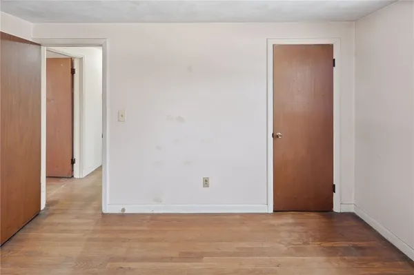 $325,000 | 60 Duncan Road, Warwick, RI 02886