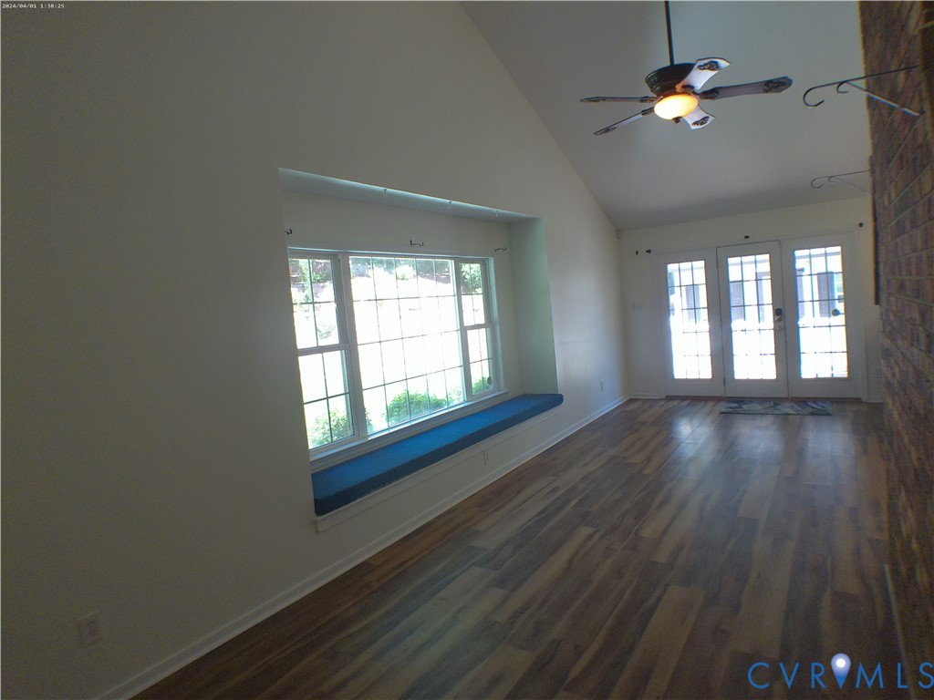 9418 North Rinker Drive Mechanicsville, VA 23116 - Photo 11 of 29