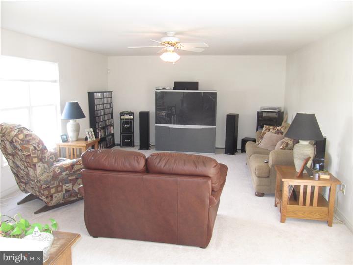 508 Martins Road Reading, PA 19608 - Photo 11 of 24 Family Room