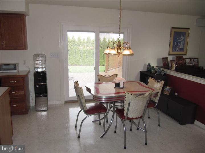 508 Martins Road Reading, PA 19608 - Photo 10 of 24 Kitchen