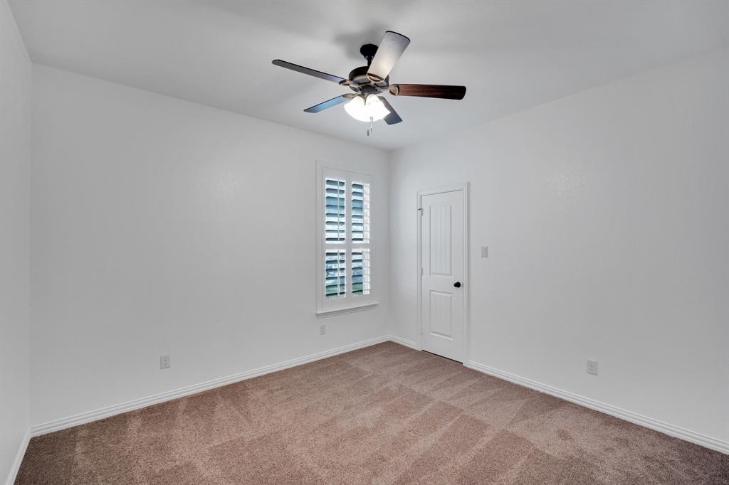 4004 Brookdale Road Benbrook, TX 76116 - Photo 13 of 37