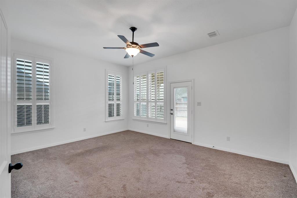 4004 Brookdale Road Benbrook, TX 76116 - Photo 16 of 37