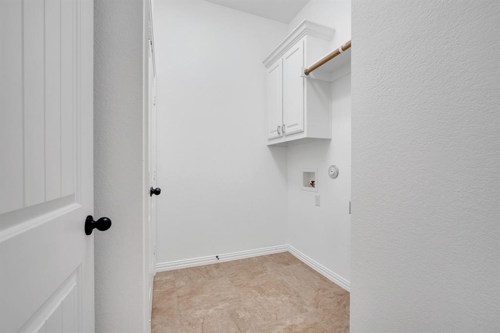 4004 Brookdale Road Benbrook, TX 76116 - Photo 18 of 37