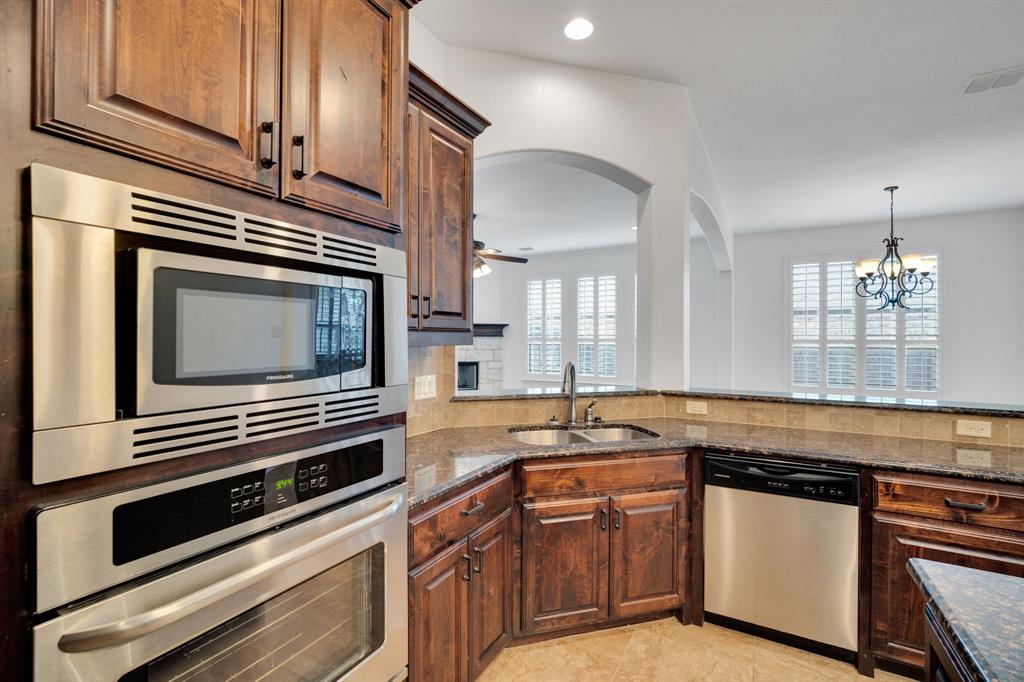 4004 Brookdale Road Benbrook, TX 76116 - Photo 24 of 37