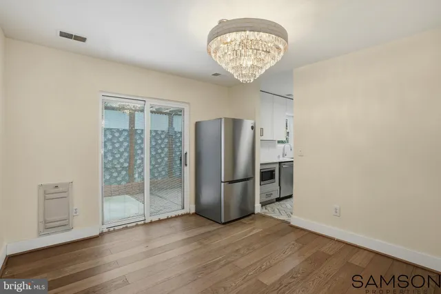 $685,000 | 13505 Coates Lane, Herndon, VA 20171