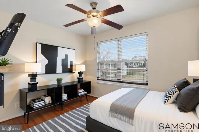 $685,000 | 13505 Coates Lane, Herndon, VA 20171