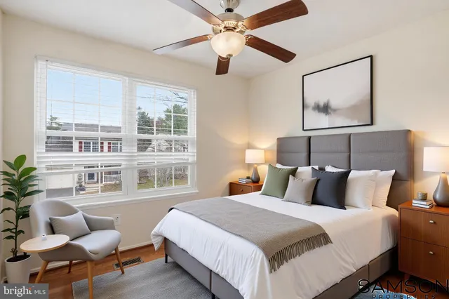 $685,000 | 13505 Coates Lane, Herndon, VA 20171