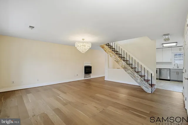 $695,000 | 13505 Coates Lane, Herndon, VA 20171