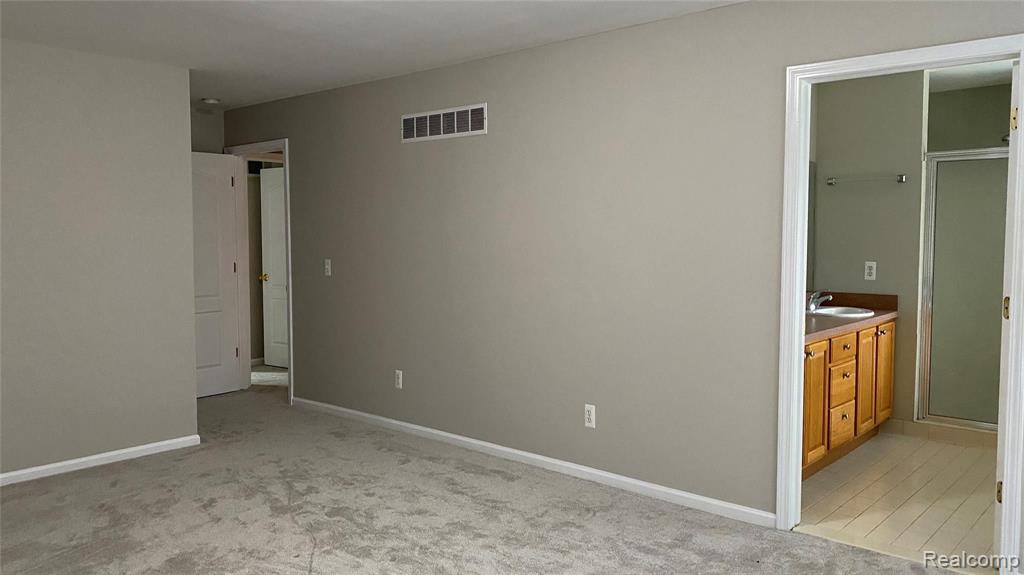1606 Nadine Rochester, MI 48307 - Photo 23 of 33