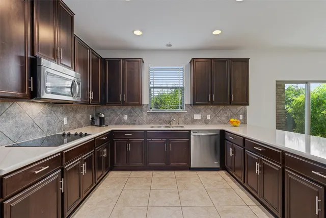 $420,000 | 804 Water Hyacinth Loop, Leander, TX 78641