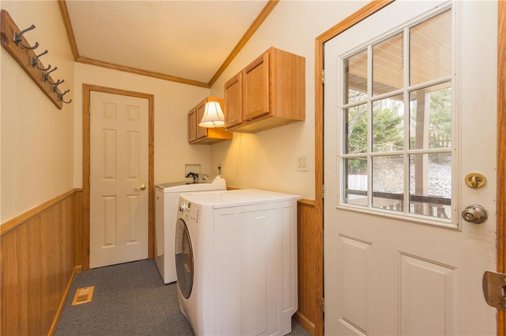 208 Georgetown Road Beaver Falls, PA 15010 - Photo 3 of 25 Gallery Image 3