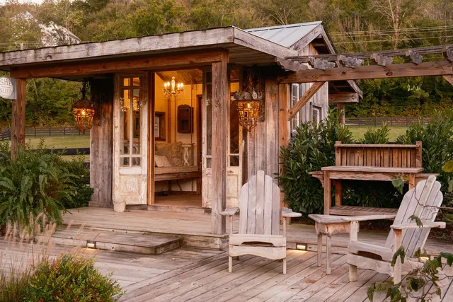 front view of house with a yard